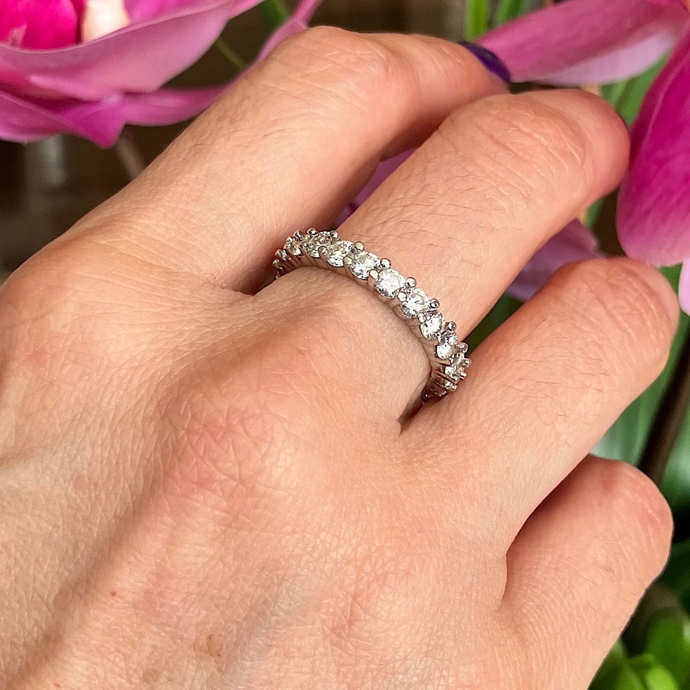 Platinum 2.40ct Diamond Eternity wedding Ring Band